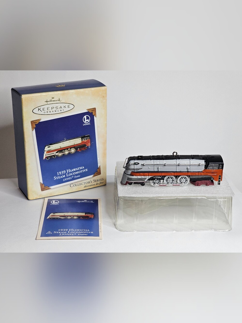 ​Hallmark 2004 Lionel 1939 Hiawatha Steam Locomotive Ornament Series #9 Die-Cast
